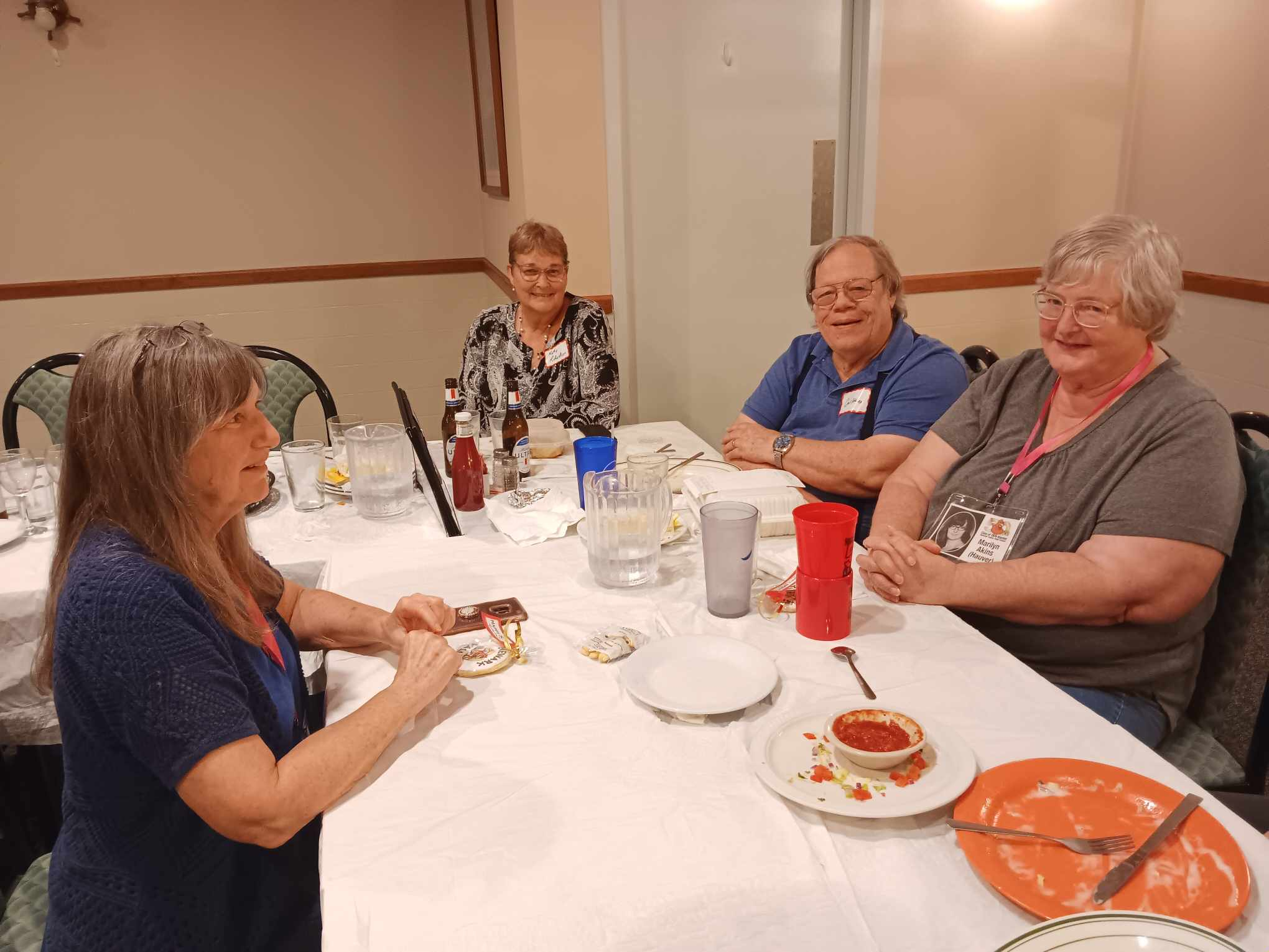 Carol Knieriem, Kathy Richardson (Ron Warner